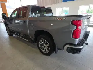 Chevrolet Silverado 1500 2021 4x4 LT 4 puertas Crew Cab 6.6 pies. SB