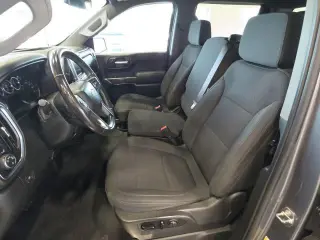 Chevrolet Silverado 1500 2020 4x4 LT 4 puertas Cabina Crew 6.6 pies. SB