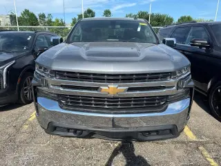 Chevrolet Silverado 1500 2020 4x4 LT 4 puertas Cabina Crew 6.6 pies. SB