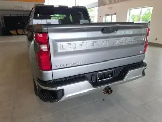 Chevrolet Silverado 1500 2020 4x4 LT 4 puertas Cabina Crew 6.6 pies. SB