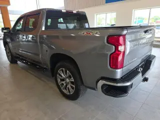 Chevrolet Silverado 1500 2020 4x4 LT 4 puertas Cabina Crew 6.6 pies. SB