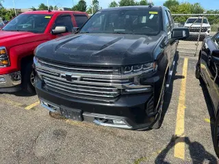 Chevrolet Silverado 1500 2019 4x4 High Country 4 puertas Cabina Crew 5.8 pies. Caja corta