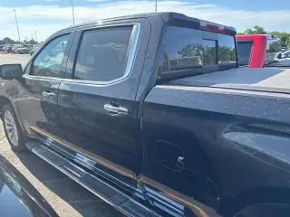 Chevrolet Silverado 1500 2019 4x4 High Country 4 puertas Cabina Crew 5.8 pies. Caja corta