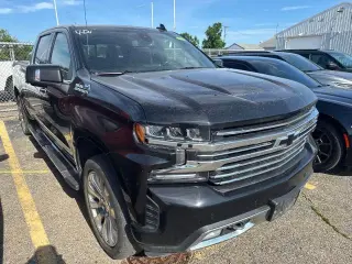 Chevrolet Silverado 1500 2019 4x4 High Country 4 puertas Cabina Crew 5.8 pies. Caja corta