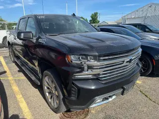 Chevrolet Silverado 1500 2019 4x4 High Country 4 puertas Cabina Crew 5.8 pies. Caja corta