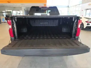 Chevrolet Silverado 1500 2019 4x4 High Country 4 puertas Cabina Crew 5.8 pies. Caja corta