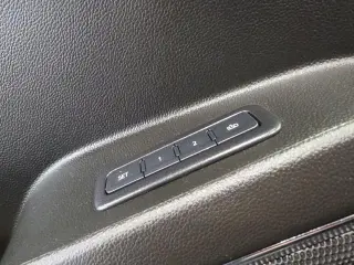 GMC Yukon 2020 4x4 Denali 4 puertas SUV