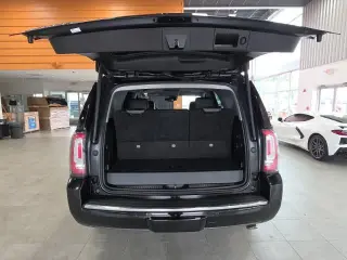 GMC Yukon 2020 4x4 Denali 4 puertas SUV