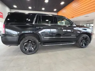 GMC Yukon 2020 4x4 Denali 4 puertas SUV