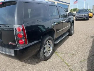GMC Yukon 2012 AWD Denali 4 puertas SUV