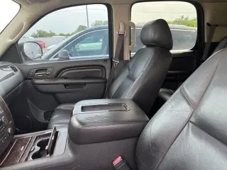 GMC Yukon 2012 AWD Denali 4 puertas SUV