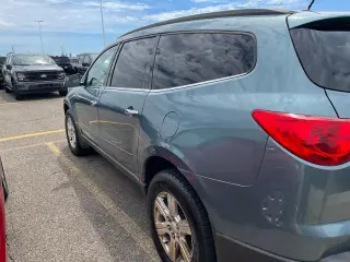 Chevrolet Traverse 2009 LT 4 puertas SUV con 1LT