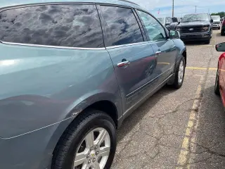 Chevrolet Traverse 2009 LT 4 puertas SUV con 1LT