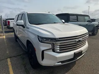 Chevrolet Suburban 2021 4x4 High Country 4 puertas SUV