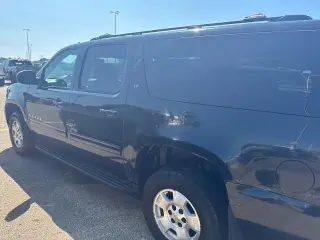 Chevrolet Suburban 2012 4x4 LT 4 puertas SUV