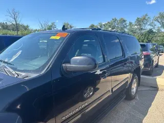 Chevrolet Suburban 2012 4x4 LT 4 puertas SUV