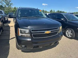 Chevrolet Suburban 2012 4x4 LT 4 puertas SUV