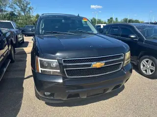 Chevrolet Suburban 2012 4x4 LT 4 puertas SUV
