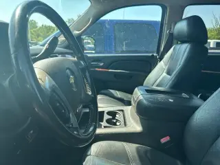 Chevrolet Suburban 2012 4x4 LT 4 puertas SUV