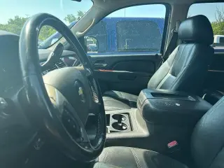 Chevrolet Suburban 2012 4x4 LT 4 puertas SUV