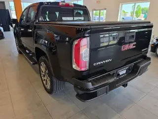 GMC Canyon 2019 4x4 Denali 4 puertas Cabina Crew 5 pies. SB