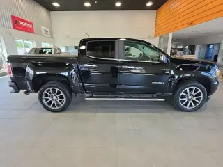 GMC Canyon 2019 4x4 Denali 4 puertas Cabina Crew 5 pies. SB