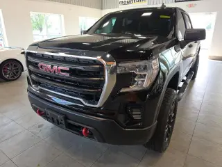 GMC Sierra 1500 2020 4x4 Base 4 puertas Cabina Crew 6.6 pies. SB