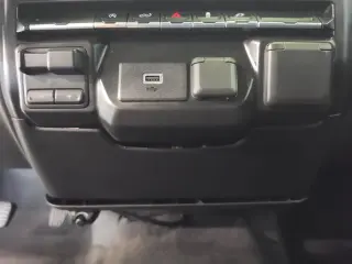 GMC Sierra 1500 2020 4x4 Base 4 puertas Cabina Crew 6.6 pies. SB
