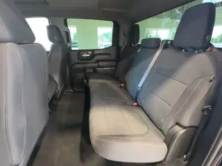 GMC Sierra 1500 2020 4x4 Base 4 puertas Cabina Crew 6.6 pies. SB
