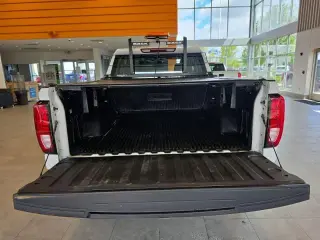 GMC Sierra 1500 2023 4x4 Pro 4 puertas Cabina Doble 6.6 pies. SB