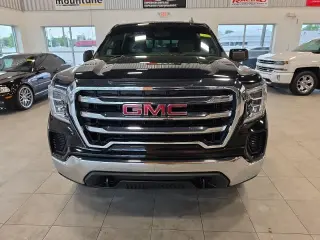 GMC Sierra 1500 2019 4x4 SLE Cabina Crew 4 puertas 5.8 pies. Caja corta