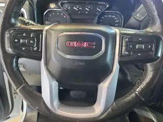 GMC Sierra 1500 2021 4x4 Elevation 4 puertas Cabina Crew 5.8 pies. SB