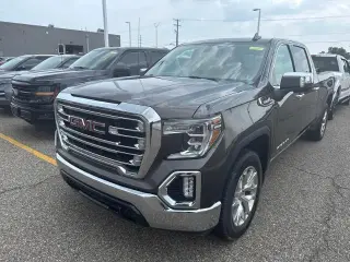 GMC Sierra 1500 2019 4x4 SLT Cabina Crew 4 puertas 5.8 pies. SB