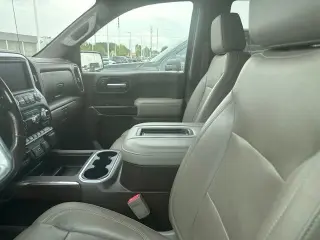 GMC Sierra 1500 2019 4x4 SLT Cabina Crew 4 puertas 5.8 pies. SB