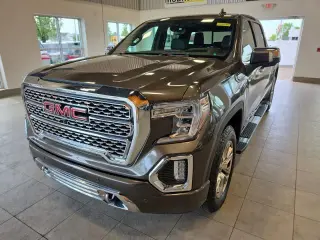 GMC Sierra 1500 2019 4x4 Denali 4 puertas Cabina Crew 5.8 pies. SB