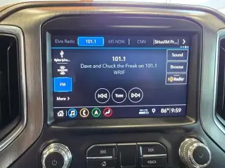 GMC Sierra 1500 2019 4x4 Denali 4 puertas Cabina Crew 5.8 pies. SB