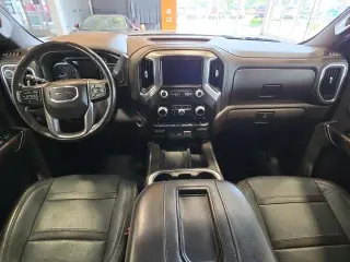 GMC Sierra 1500 2019 4x4 Denali 4 puertas Cabina Crew 5.8 pies. SB