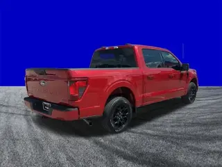 Ford F-150 2024 4x2 XLT 4 puertas SuperCrew 5.5 pies. SB