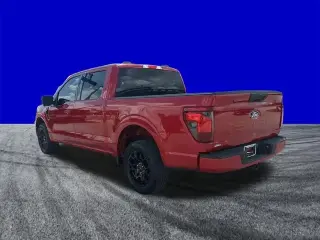 Ford F-150 2024 4x2 XLT 4 puertas SuperCrew 5.5 pies. SB