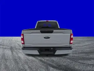 Ford F-150 2023 4x2 XL 4 puertas SuperCab 6.5 pies. SB