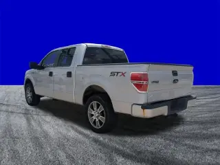 Ford F-150 2014 4x2 STX 4 puertas SuperCrew Styleside 5.5 pies SB