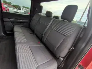Ford F-150 2023 4x4 XL 4 puertas SuperCrew 6.5 pies SB