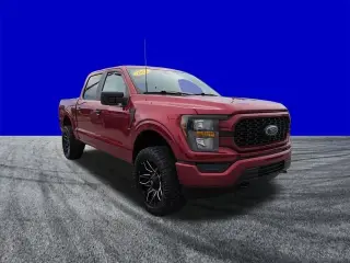 Ford F-150 2023 4x4 XL 4 puertas SuperCrew 6.5 pies SB