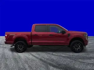 Ford F-150 2023 4x4 XL 4 puertas SuperCrew 6.5 pies SB