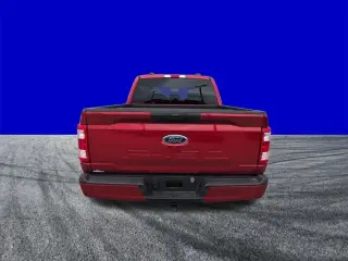 Ford F-150 2023 4x4 XL 4 puertas SuperCrew 6.5 pies SB