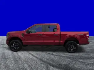 Ford F-150 2023 4x4 XL 4 puertas SuperCrew 6.5 pies SB