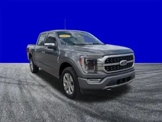 Ford F-150 2022 4x4 Platinum 4 puertas SuperCrew 6.5 pies. SB