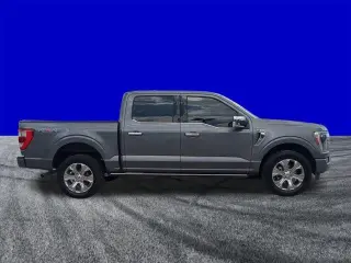 Ford F-150 2022 4x4 Platinum 4 puertas SuperCrew 6.5 pies. SB