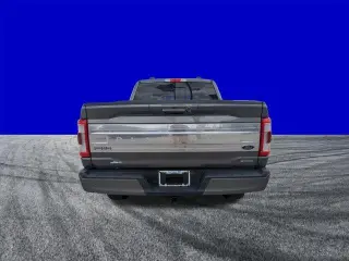 Ford F-150 2022 4x4 Platinum 4 puertas SuperCrew 6.5 pies. SB