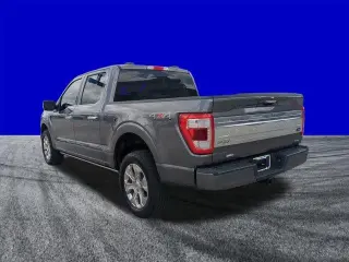 Ford F-150 2022 4x4 Platinum 4 puertas SuperCrew 6.5 pies. SB